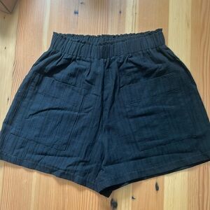 Else Linen shorts size small
